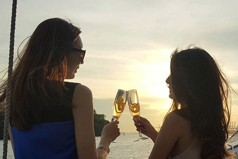 Best Date place in Singapore