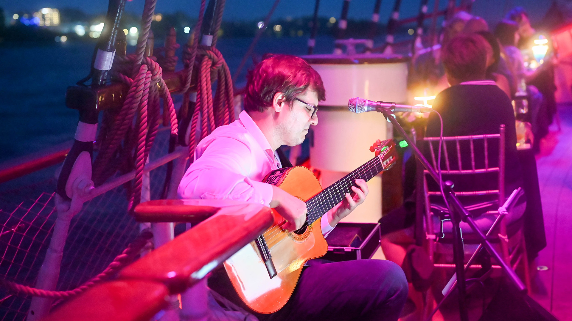 5 Reasons Why a Dinner Cruise is the Ultimate Celebration Venue_4