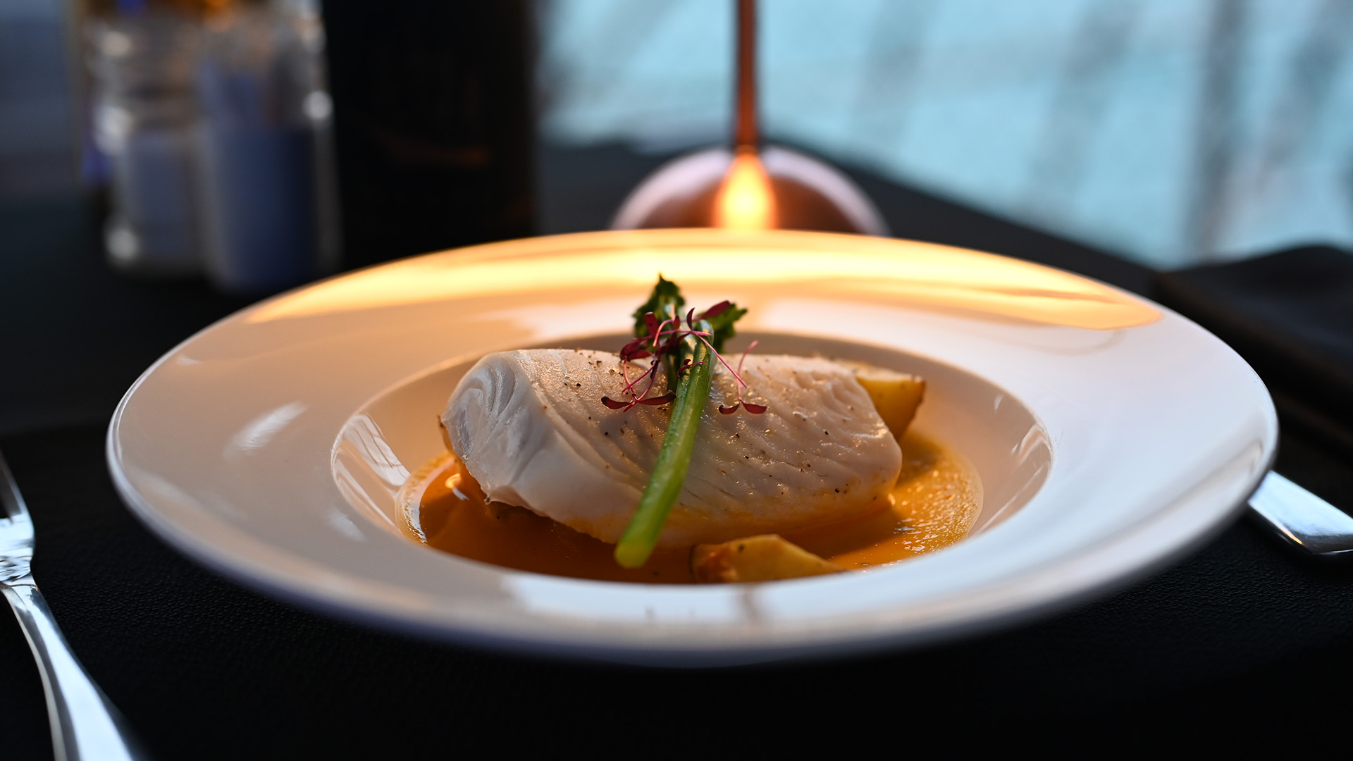 Why Royal Albatross is the Perfect Venue for an Anniversary Dinner_3