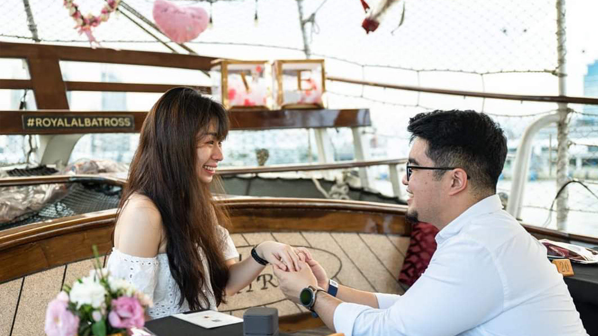 Why a Dinner Cruise is the Ultimate Proposal Idea in Singapore_3