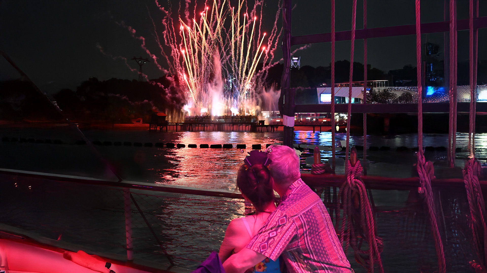 Where to Find the Best View of Singapore's NYE Fireworks 2026_3