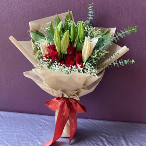 LILIES ROSE BOUQUET